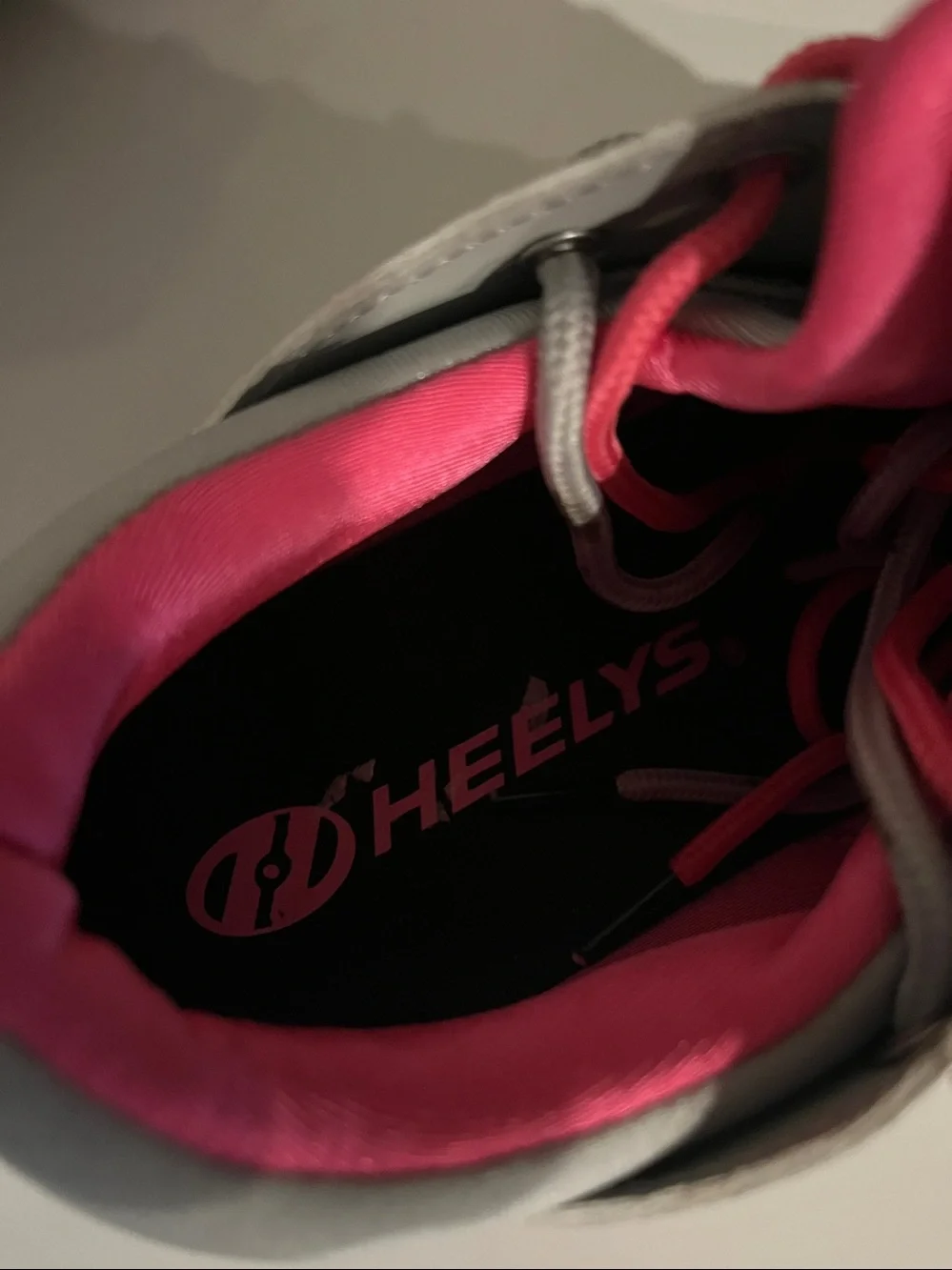 Heelys Gray and Hot Pink Girls'‎ Skate Sneakers